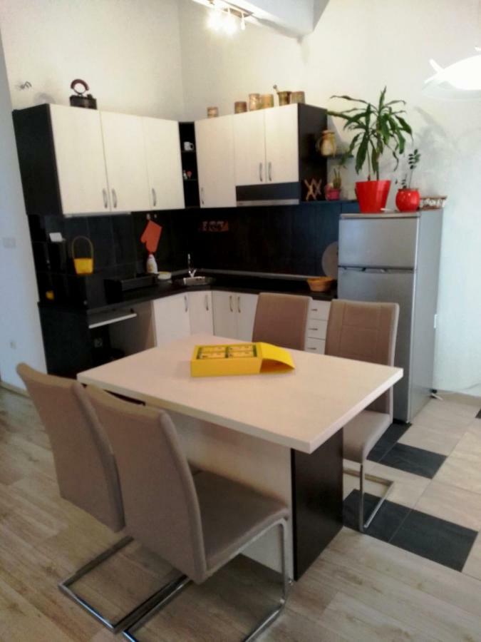 Apartmani Jovanovic Petrovac Εξωτερικό φωτογραφία