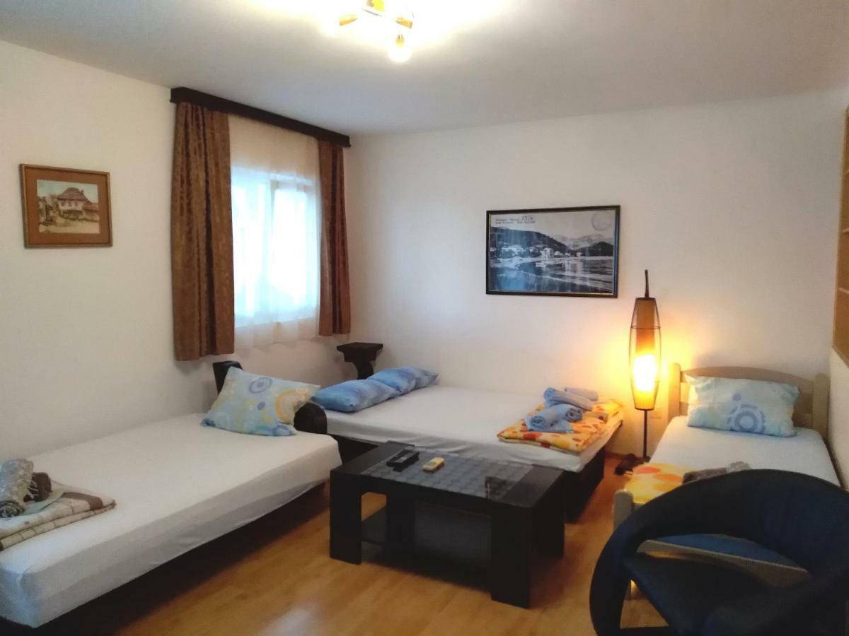 Apartmani Jovanovic Petrovac Εξωτερικό φωτογραφία